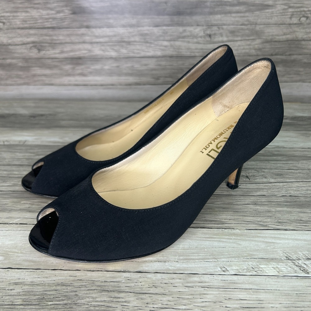 Bruno Magli Black Peep Toe Heels Alexis 6B Kitten Mob‎ Classic Chic